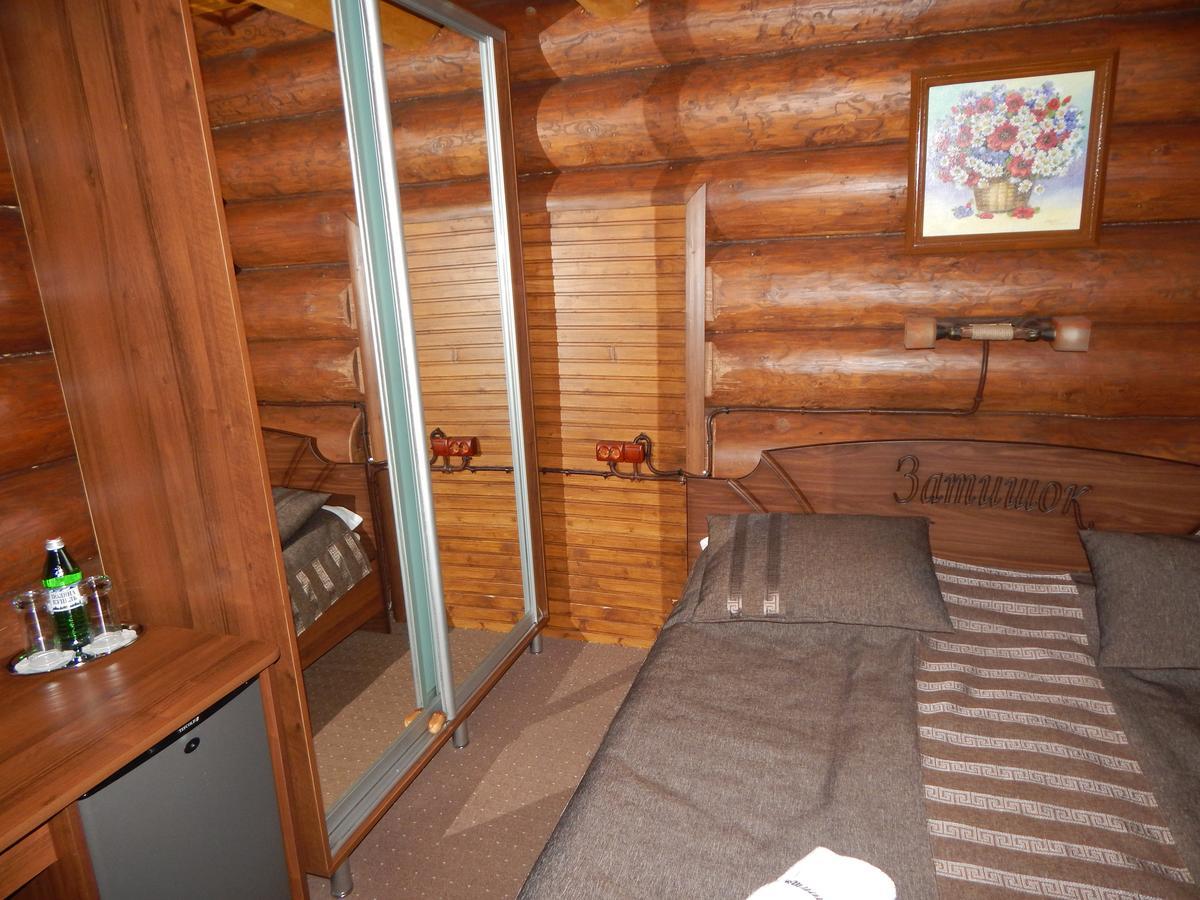 Zatyshok Hotel Svalyava Luaran gambar