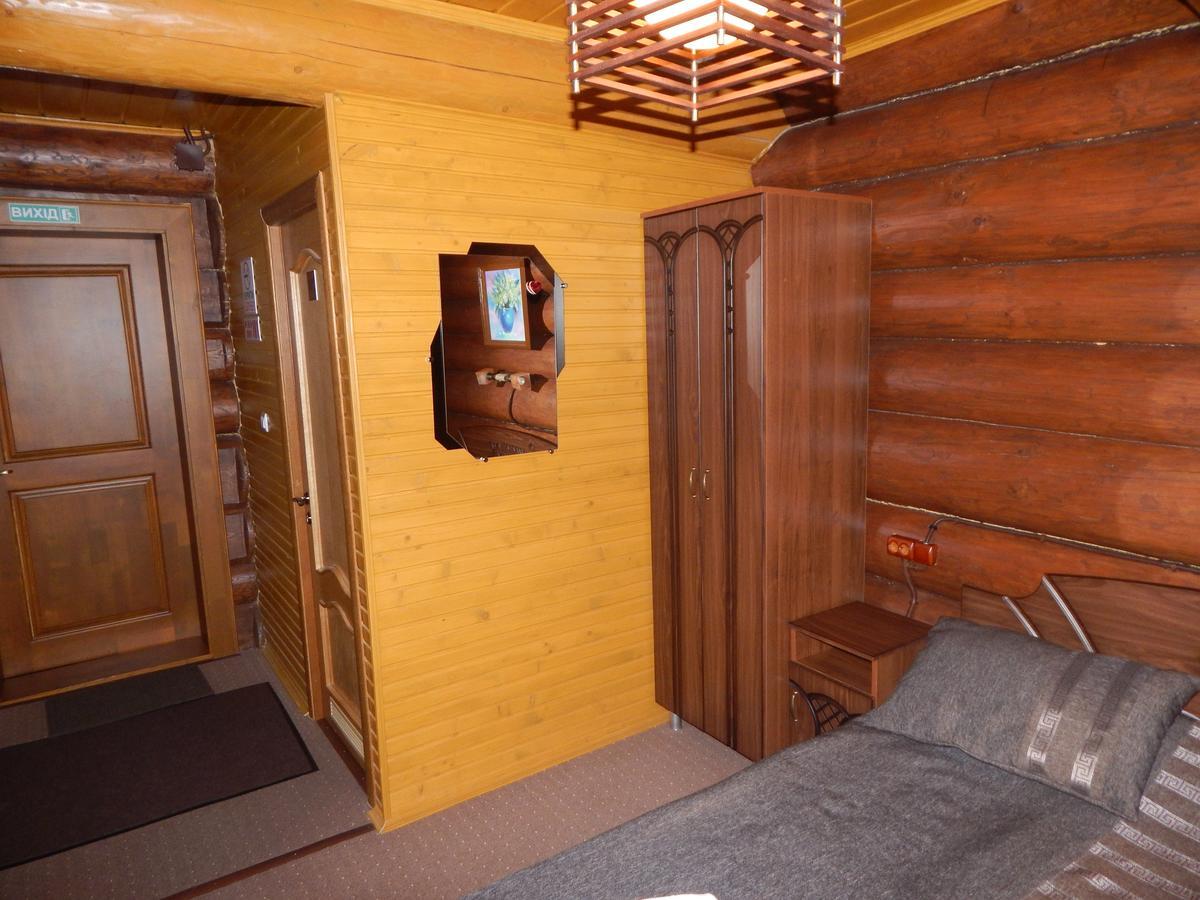 Zatyshok Hotel Svalyava Luaran gambar