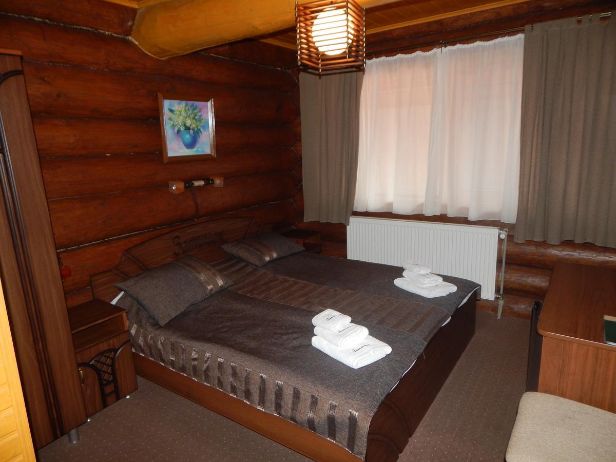Zatyshok Hotel Svalyava Luaran gambar