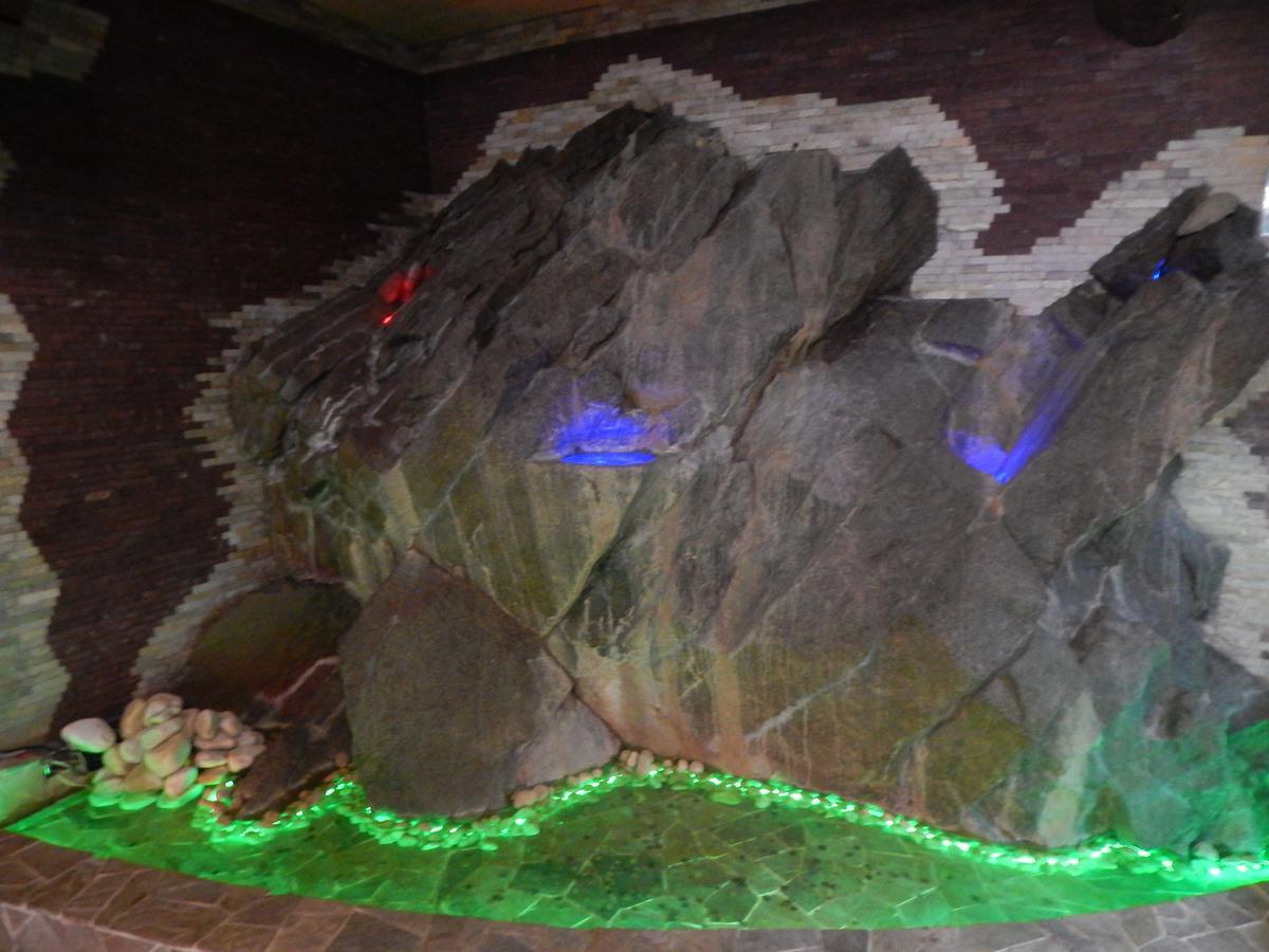 Zatyshok Hotel Svalyava Luaran gambar