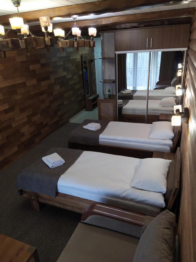 Zatyshok Hotel Svalyava Luaran gambar